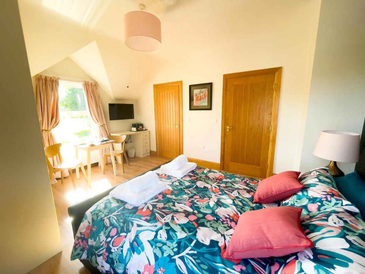 Mount Edwards Hill Guest Accommodation Cushendall Kültér fotó